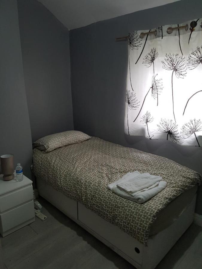 Atlas Road Guest House 卡迪夫 外观 照片