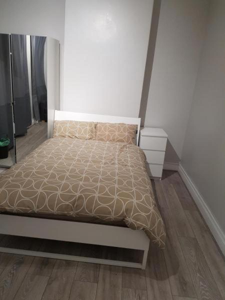 Atlas Road Guest House 卡迪夫 外观 照片